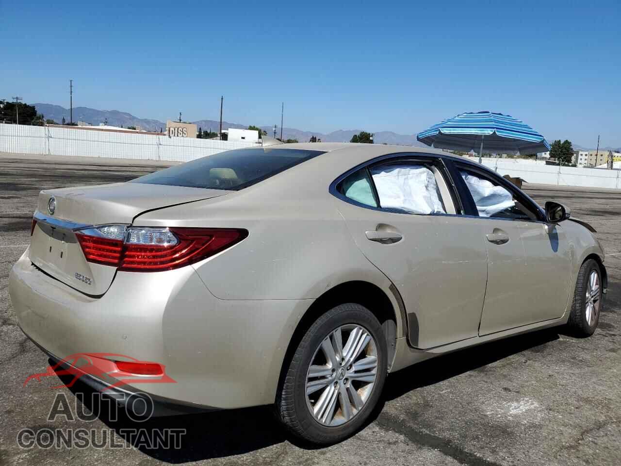 LEXUS ES350 2015 - JTHBK1GG4F2155173