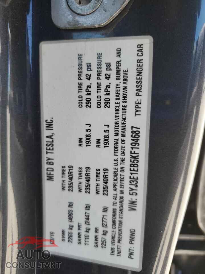 TESLA MODEL 3 2019 - 5YJ3E1EB5KF194687