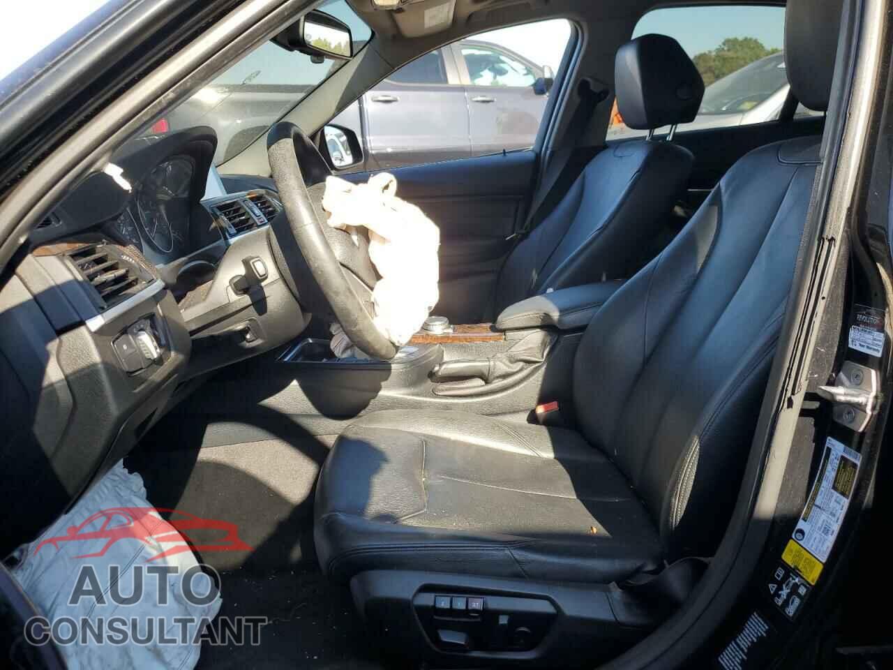 BMW 3 SERIES 2015 - WBA3B5C51FF962886