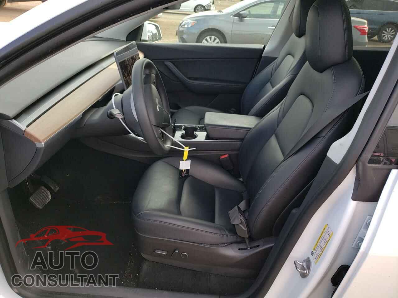TESLA MODEL Y 2021 - 5YJYGDEE8MF066247
