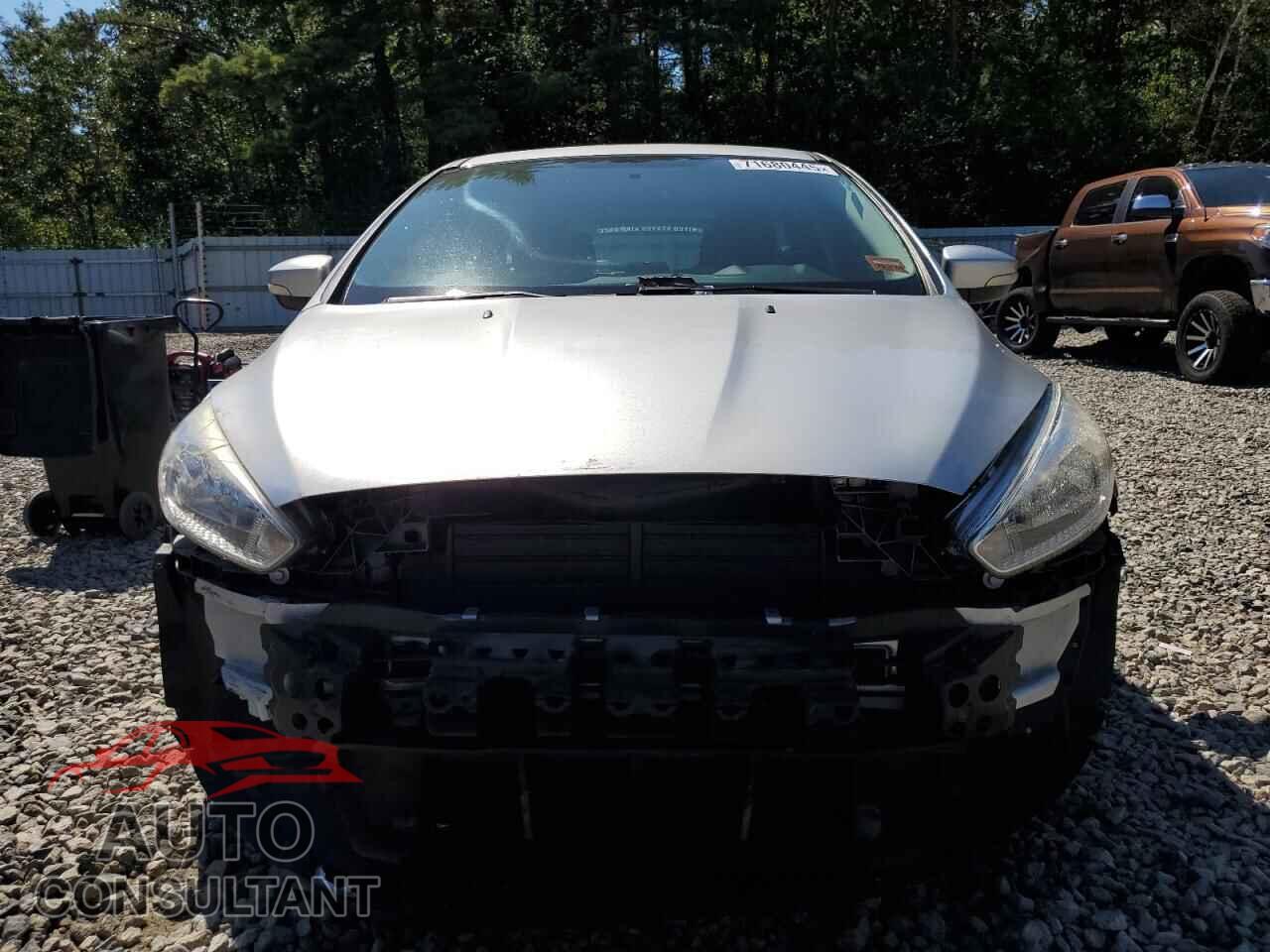 FORD FOCUS 2017 - 1FADP3K29HL321676