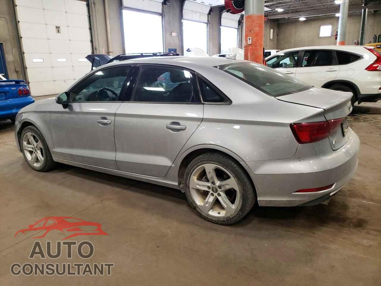 AUDI A3 2017 - WAUB8GFF0H1015591