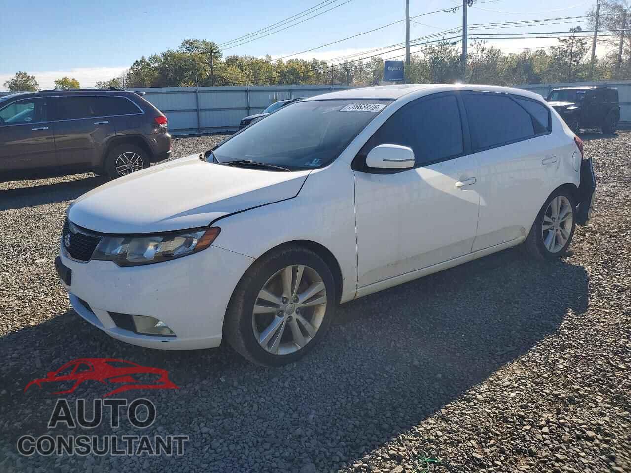 KIA FORTE 2011 - KNAFW5A39B5453003