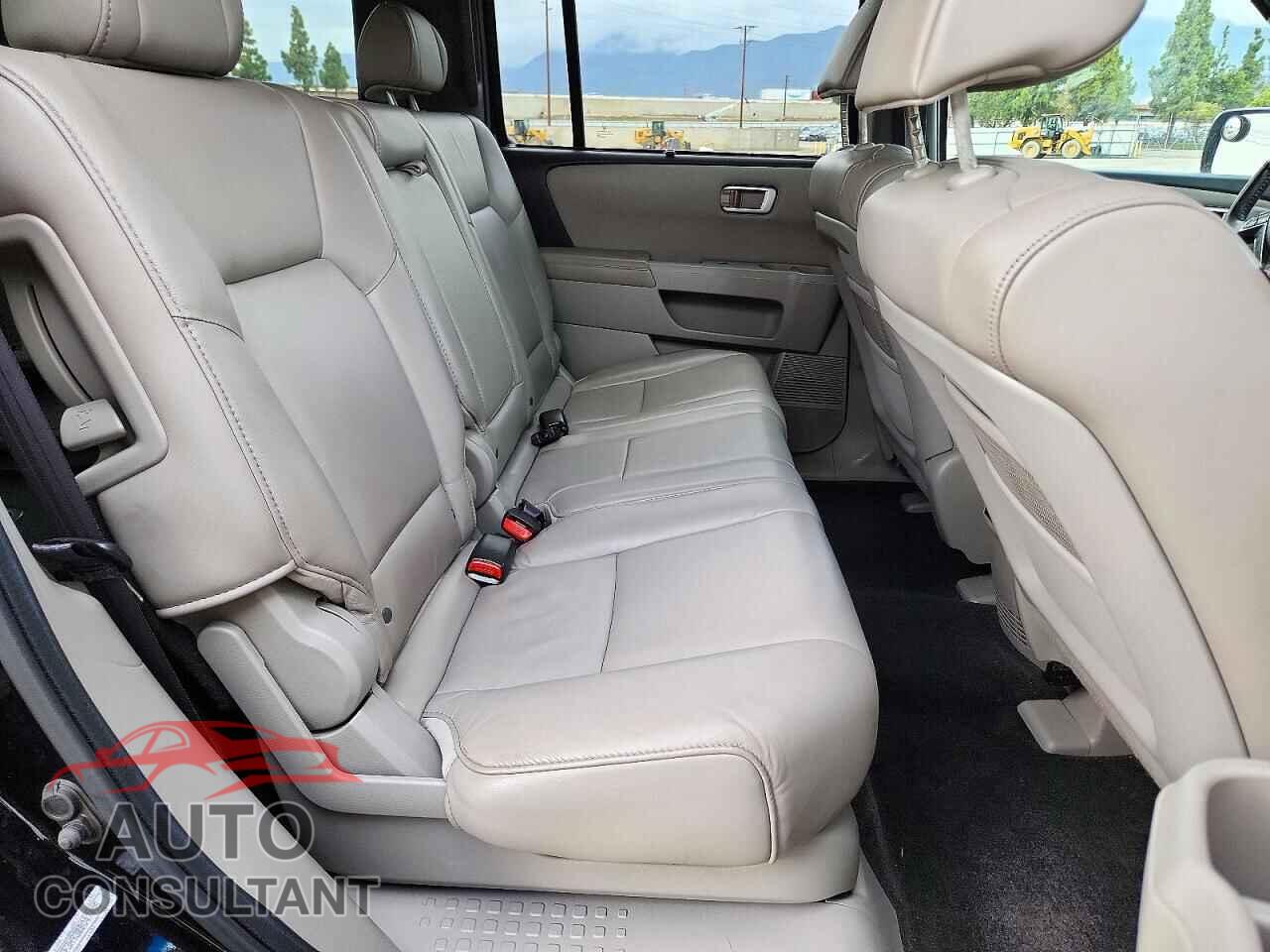 HONDA PILOT 2011 - 5FNYF3H93BB047405