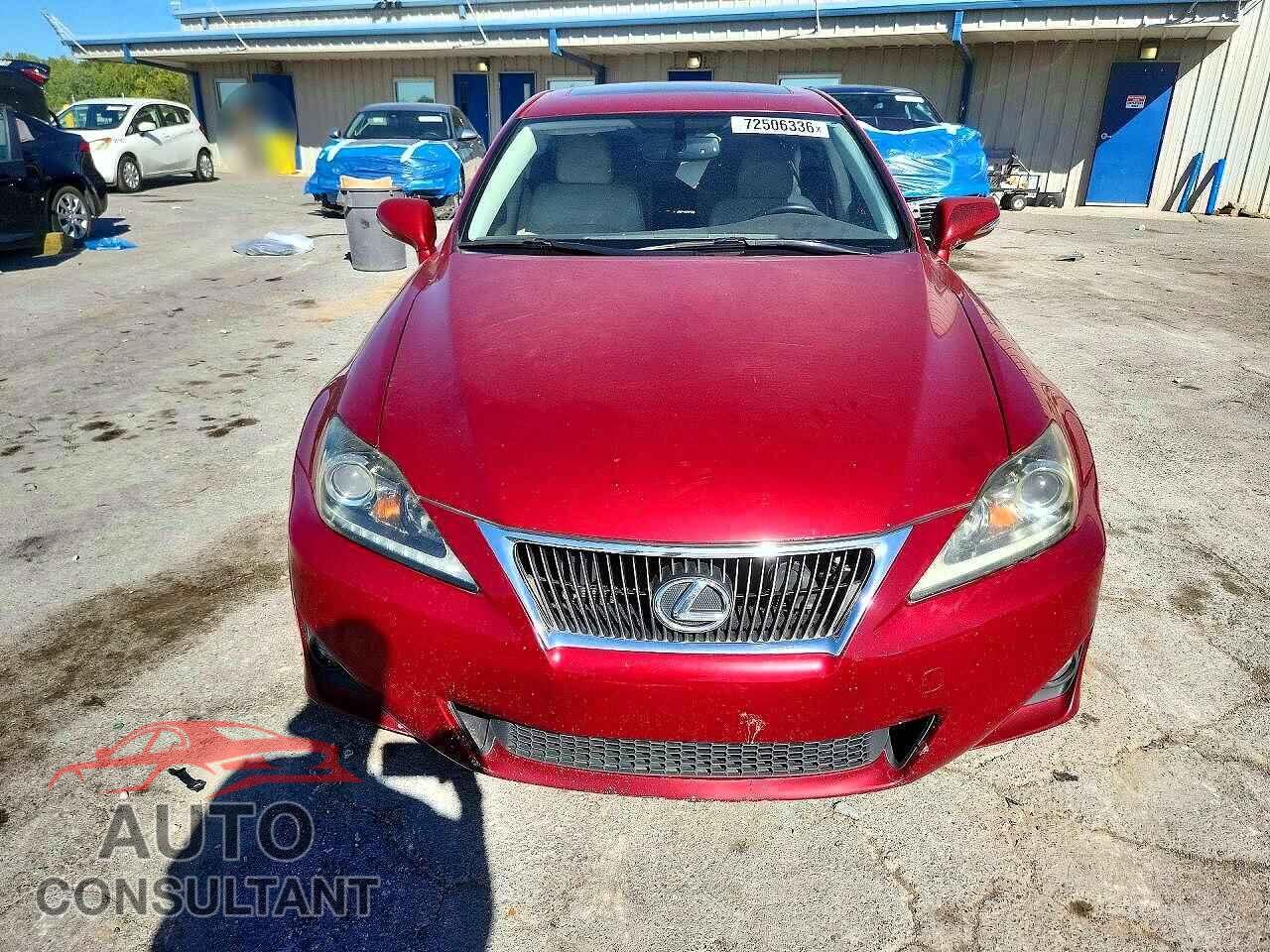LEXUS IS 2011 - JTHBF5C24B5147783