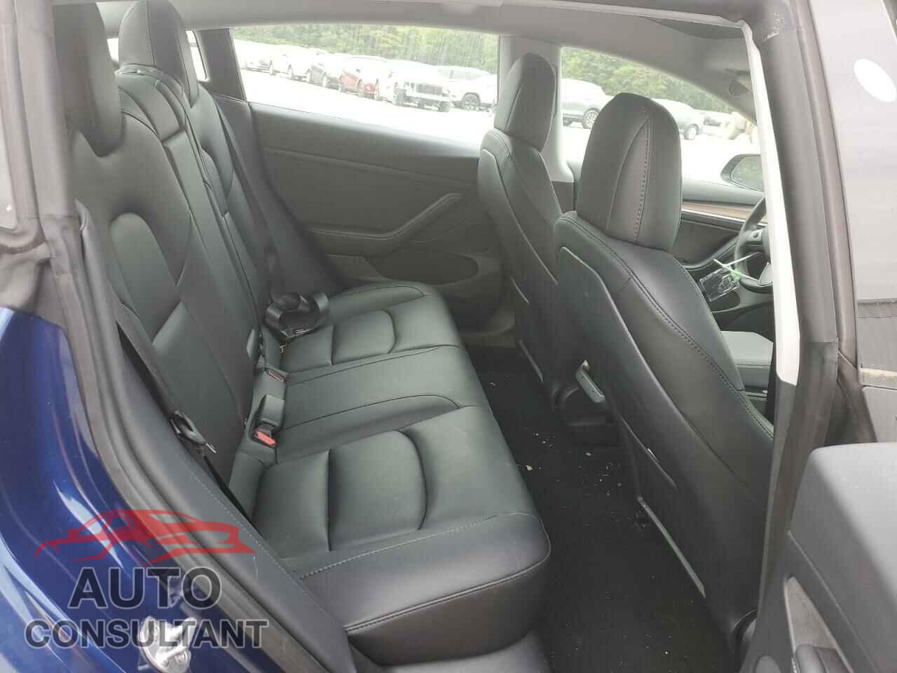 TESLA MODEL 3 2023 - 5YJ3E1EA7PF471077