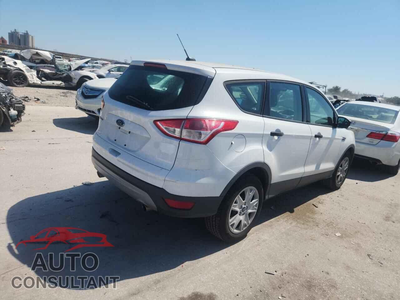 FORD ESCAPE 2013 - 1FMCU0F77DUB06137