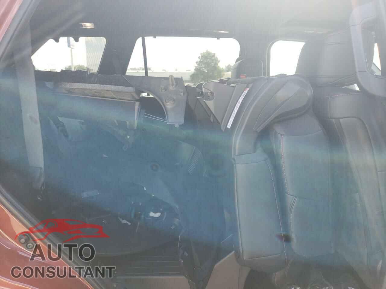 TOYOTA SEQUOIA 2024 - 7SVAAABA5RX021773