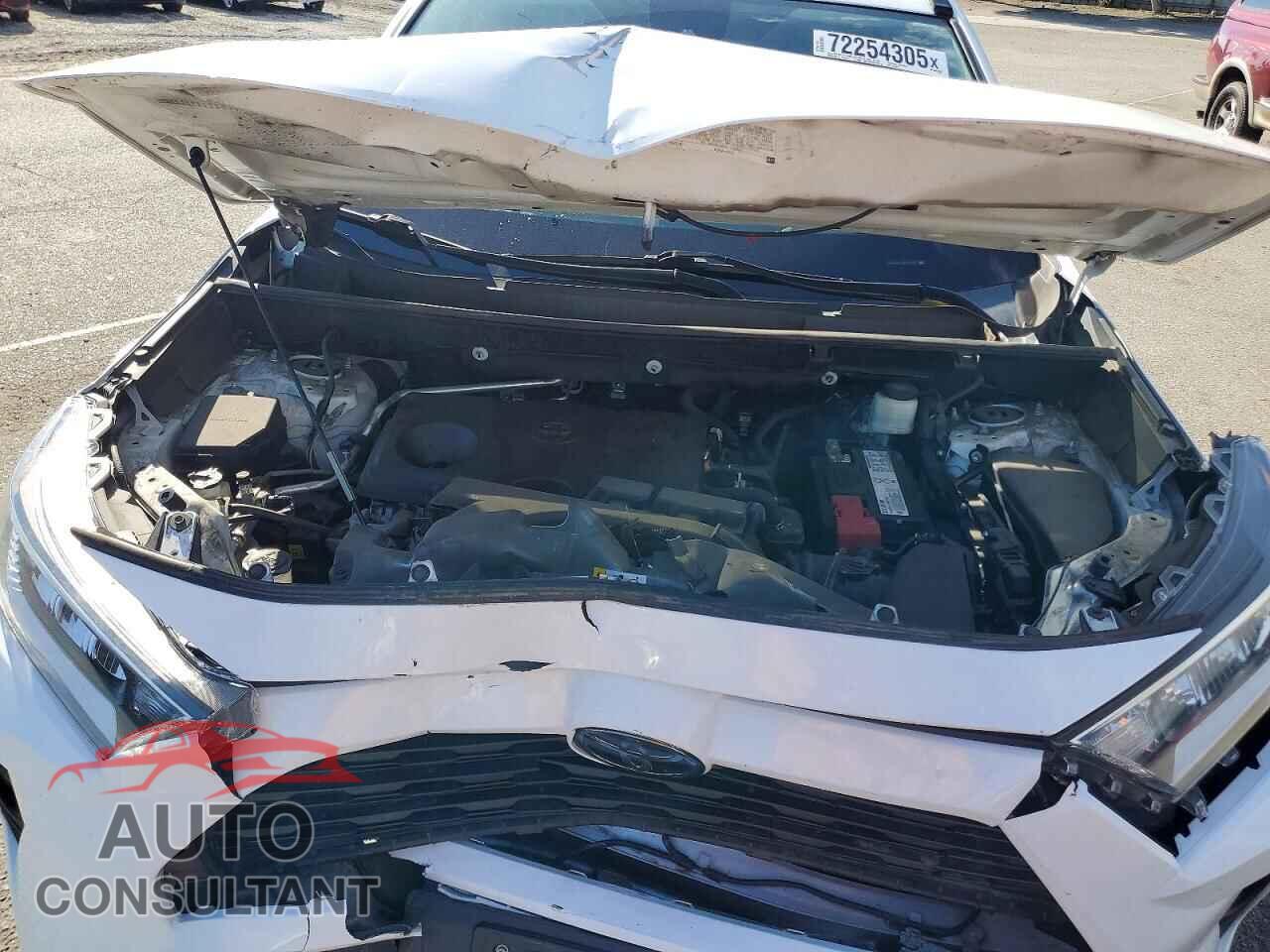 TOYOTA RAV4 2019 - 2T3W1RFV3KC023657