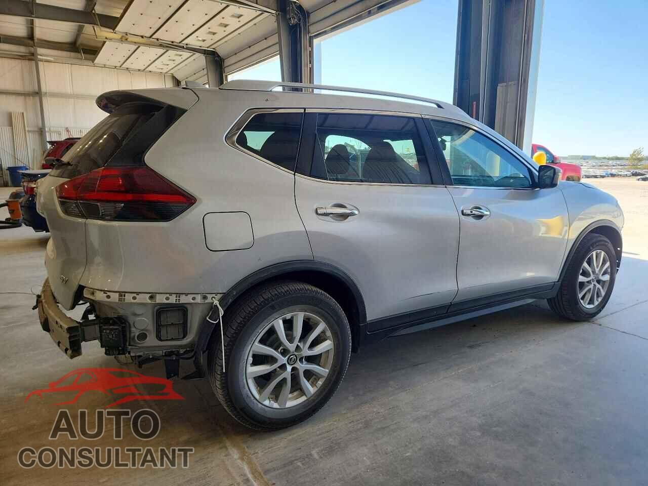 NISSAN ROGUE 2018 - KNMAT2MT9JP505555