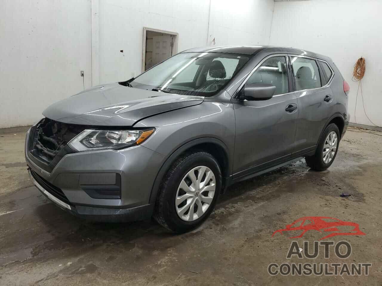 NISSAN ROGUE 2017 - KNMAT2MT3HP525665