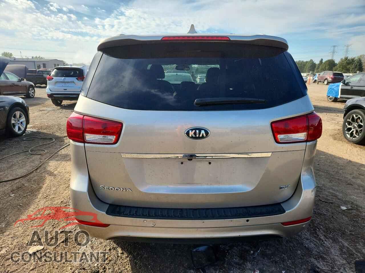 KIA SEDONA 2016 - KNDMC5C19G6169113