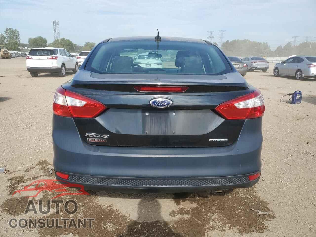 FORD FOCUS 2013 - 1FADP3E27DL275643