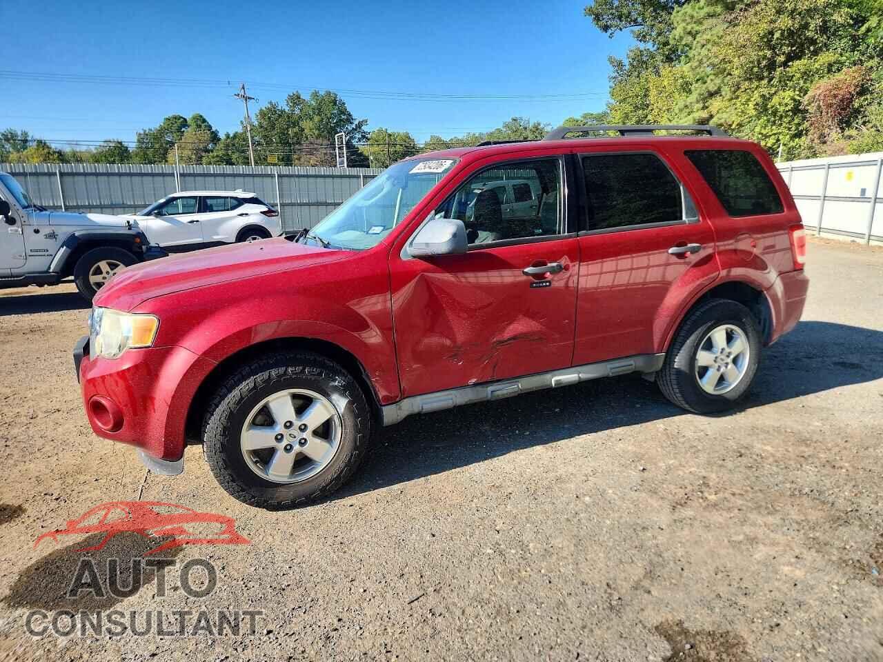 FORD ESCAPE 2010 - 1FMCU0D79AKA30561