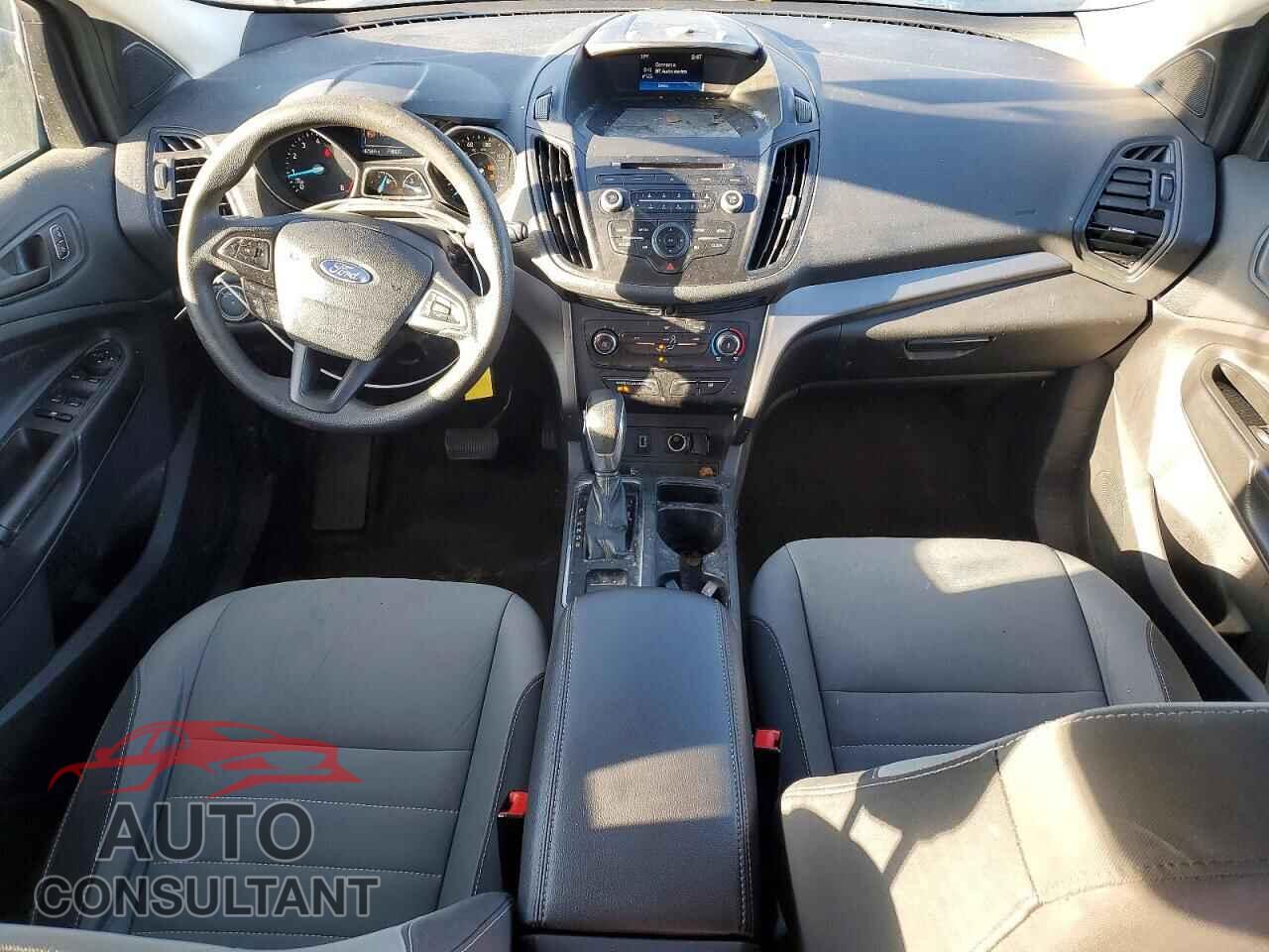 FORD ESCAPE 2018 - 1FMCU0F75JUC54119