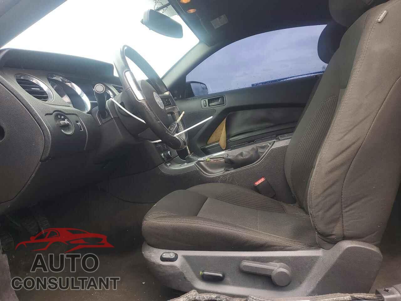 FORD MUSTANG 2014 - 1ZVBP8CF0E5288922