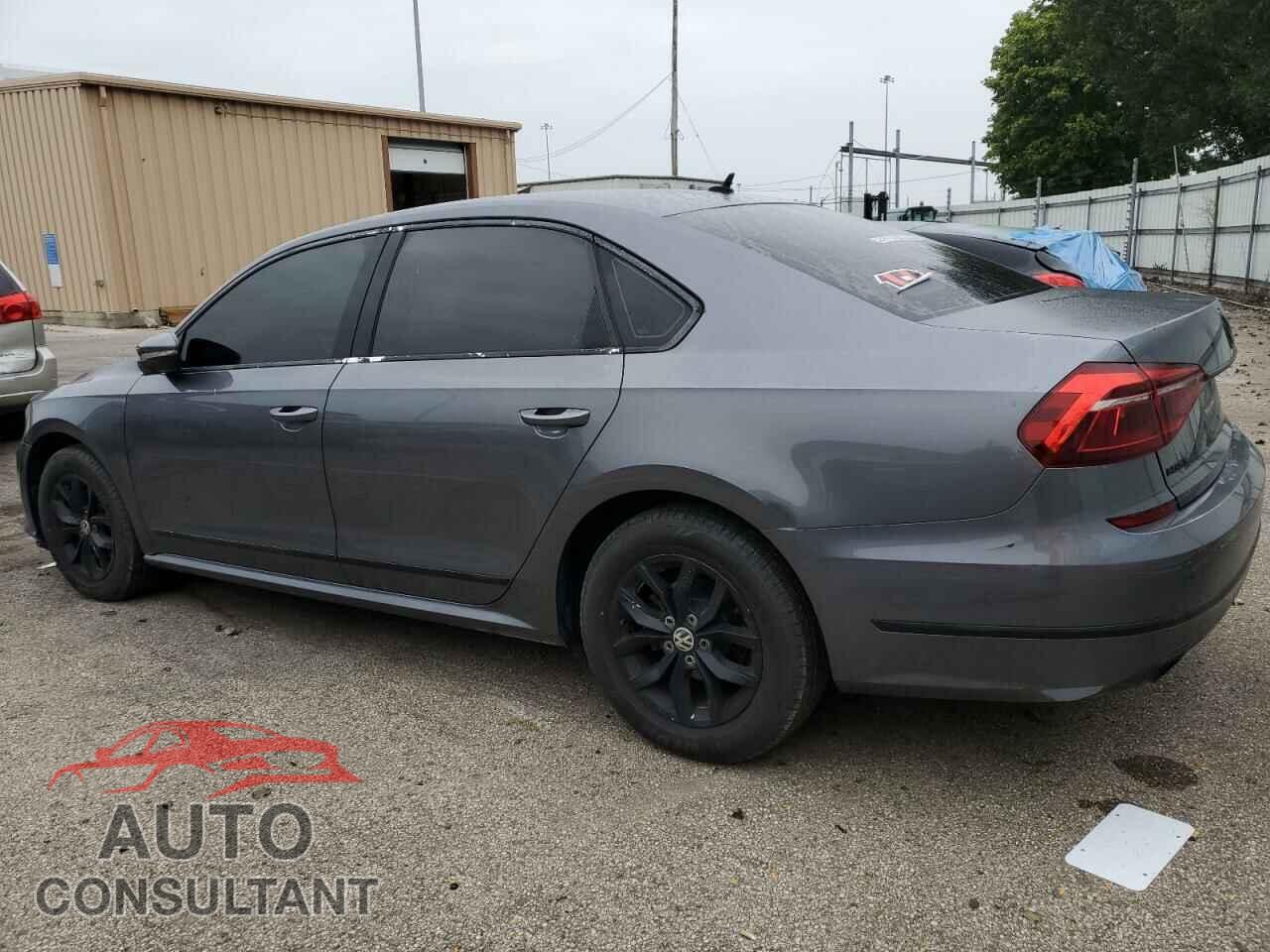 VOLKSWAGEN PASSAT 2017 - 1VWAT7A32HC065632