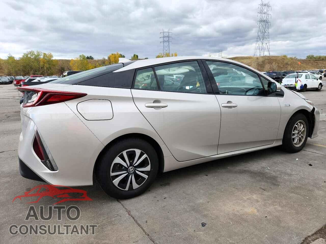 TOYOTA PRIUS 2017 - JTDKARFP0H3000735