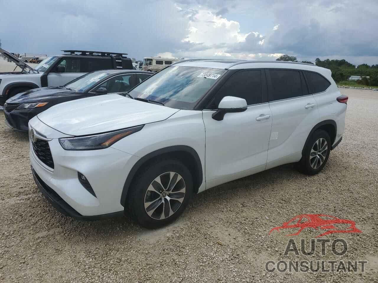 TOYOTA HIGHLANDER 2023 - 5TDKDRAH6PS009122