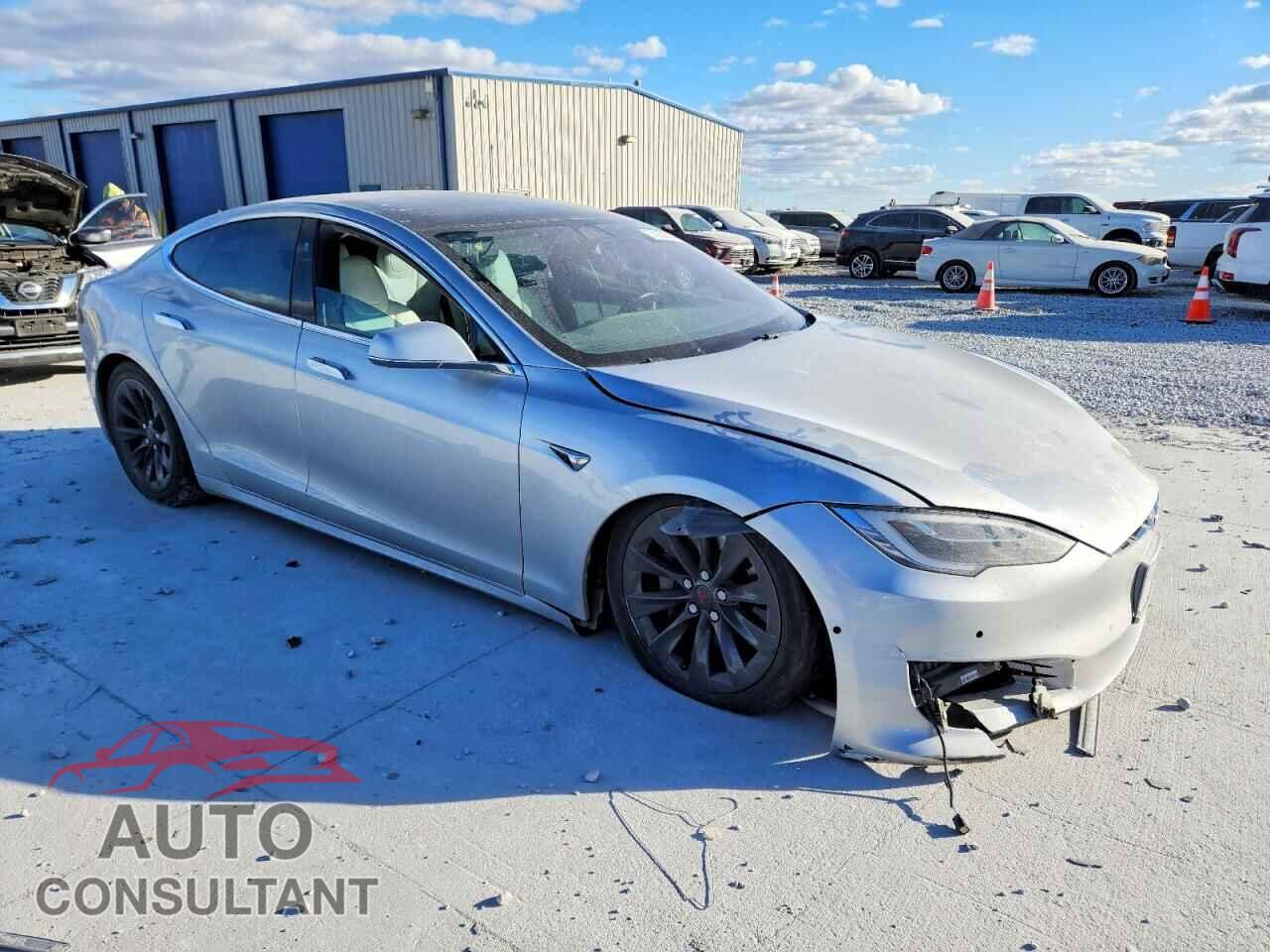 TESLA MODEL S 2018 - 5YJSA1E20JF269995