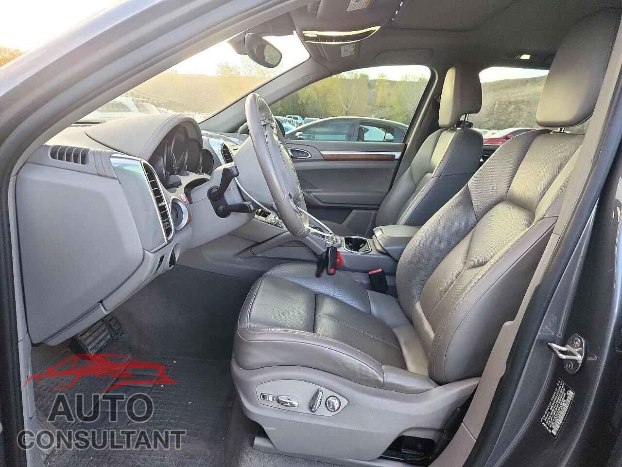 PORSCHE CAYENNE 2013 - WP1AA2A20DLA04856
