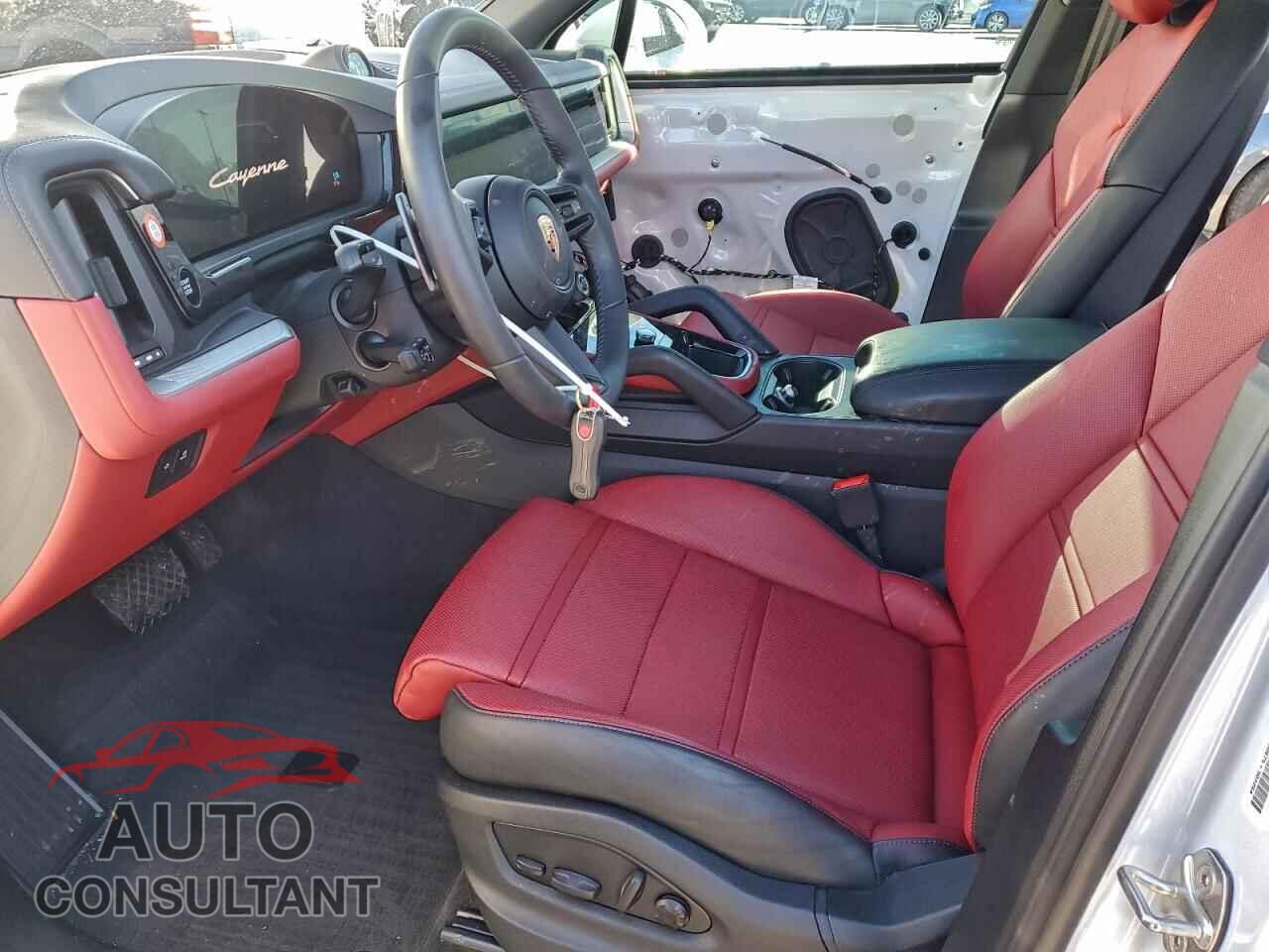 PORSCHE CAYENNE 2025 - WP1AA2AY9SDA04141