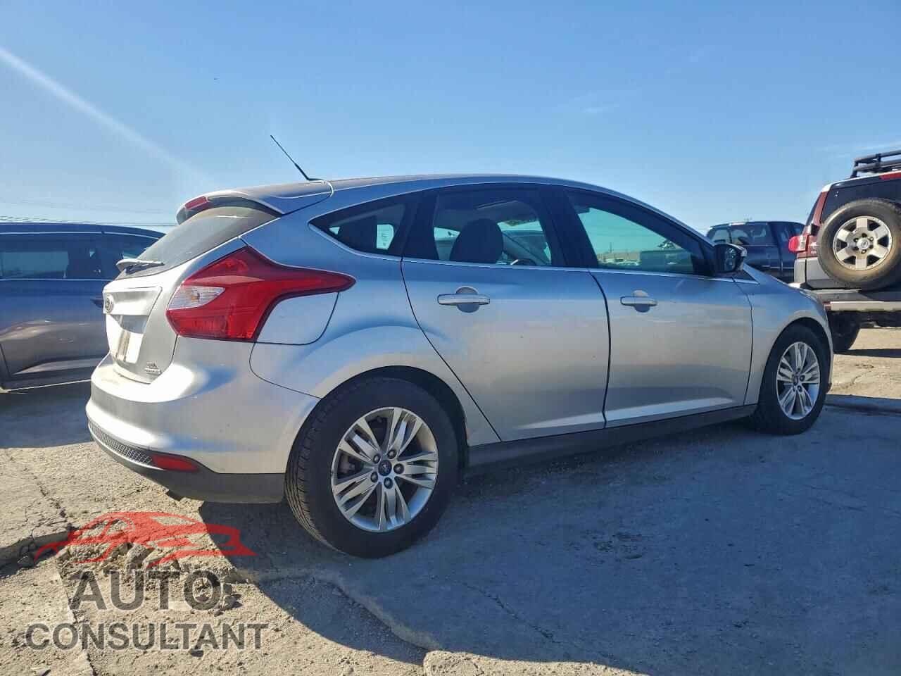 FORD FOCUS 2012 - 1FAHP3M25CL423709