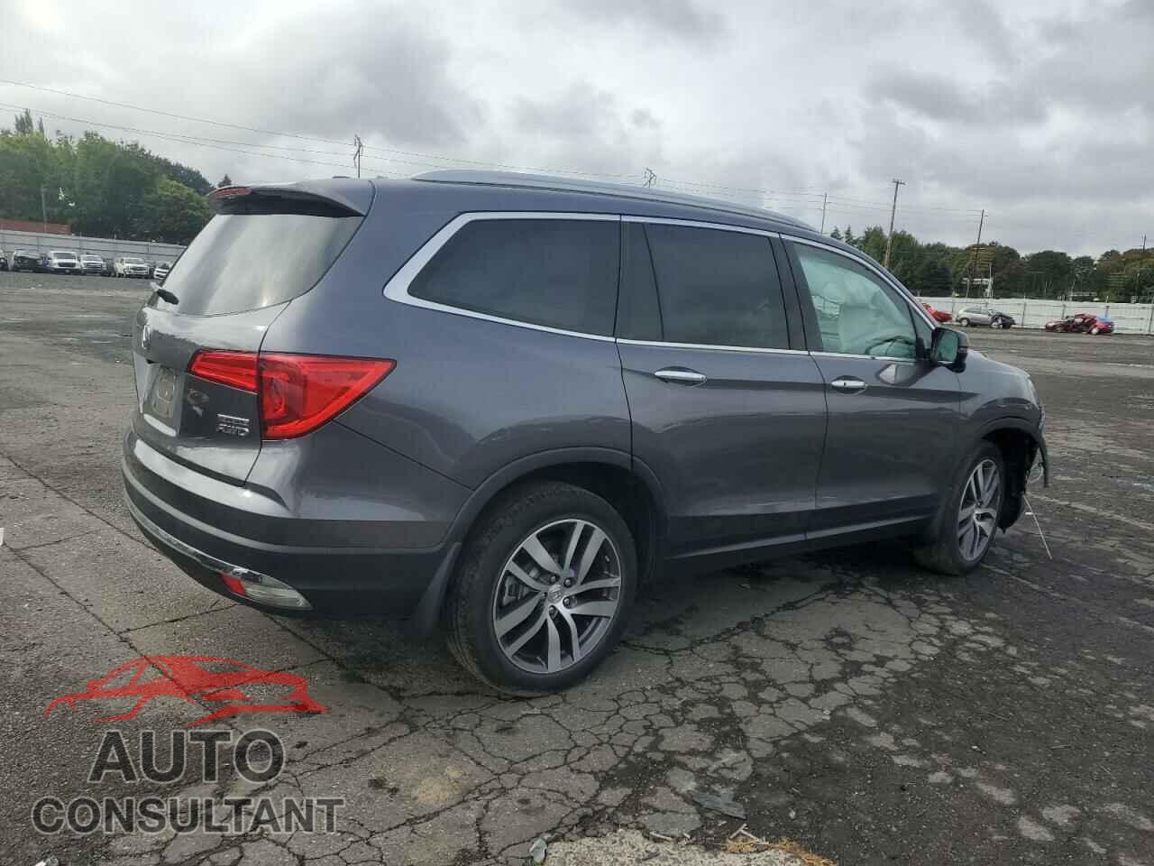 HONDA PILOT 2017 - 5FNYF6H90HB087323