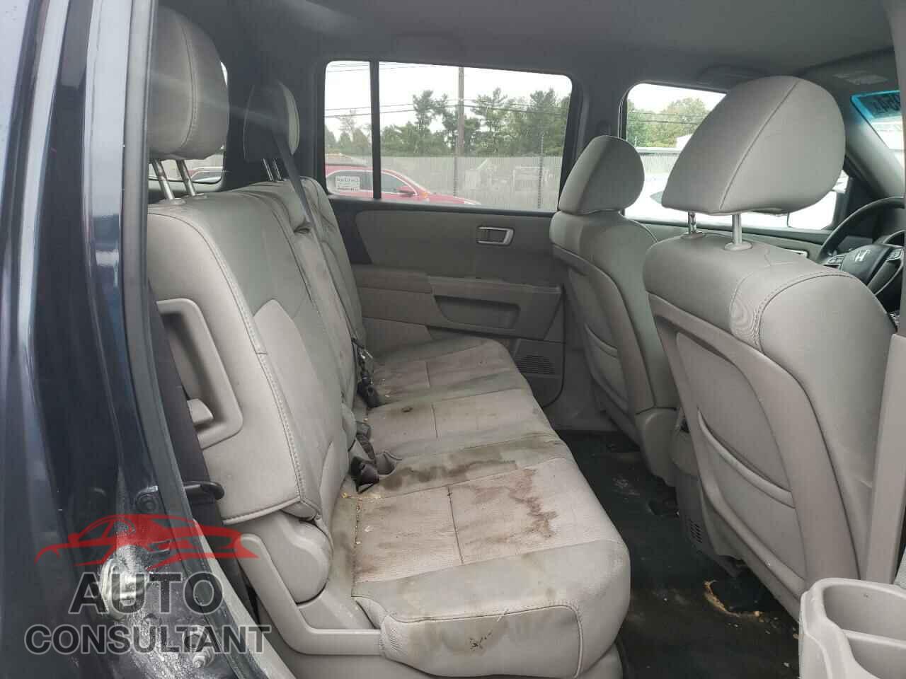 HONDA PILOT 2012 - 5FNYF4H48CB051817