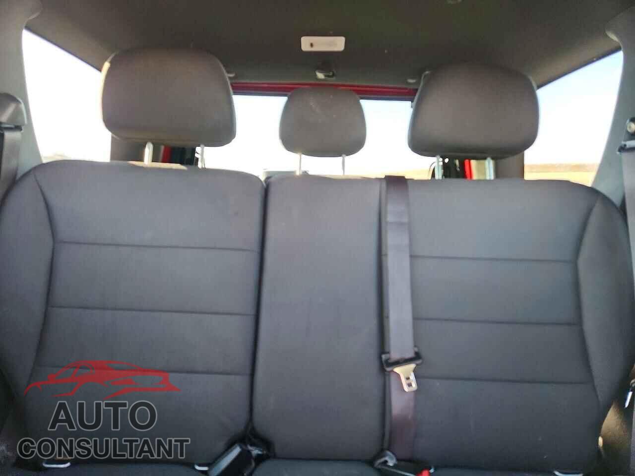 FORD ESCAPE 2010 - 1FMCU9D72AKC77084