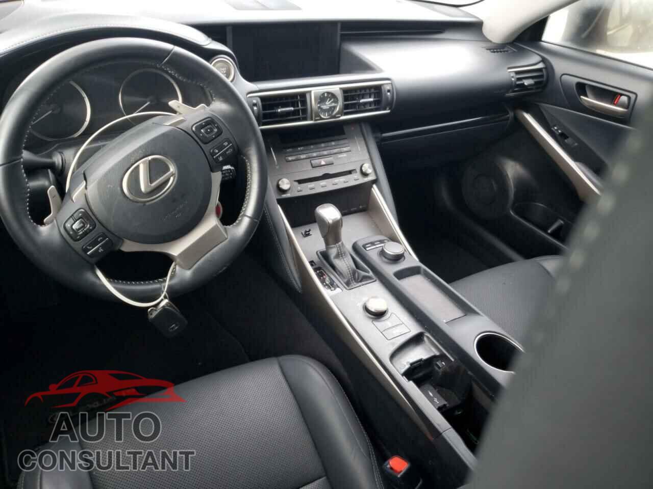 LEXUS IS 2019 - JTHBA1D2XK5097123