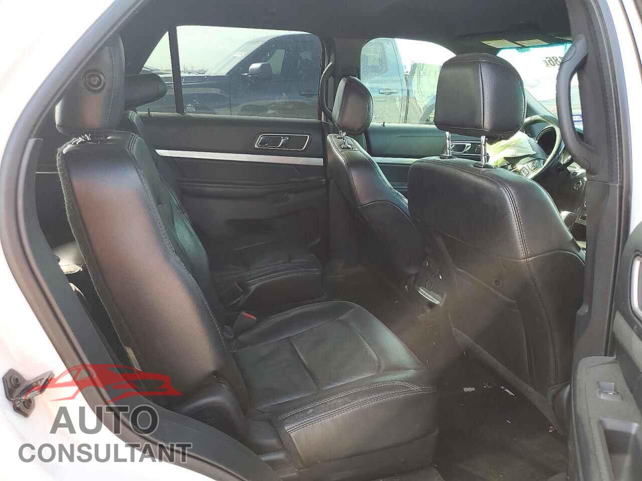 FORD EXPLORER 2017 - 1FM5K7D82HGA58800