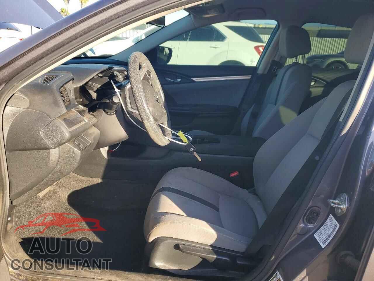 HONDA CIVIC 2017 - 2HGFC2F55HH509610