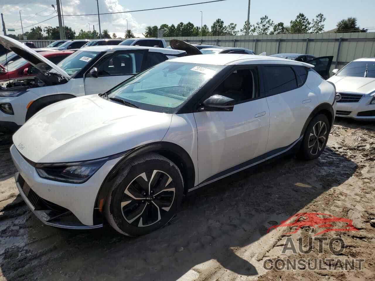 KIA EV6 LIGHT 2022 - KNDC34LA7N5036746