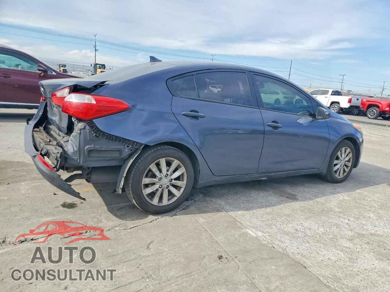 KIA FORTE 2016 - KNAFX4A62G5451537