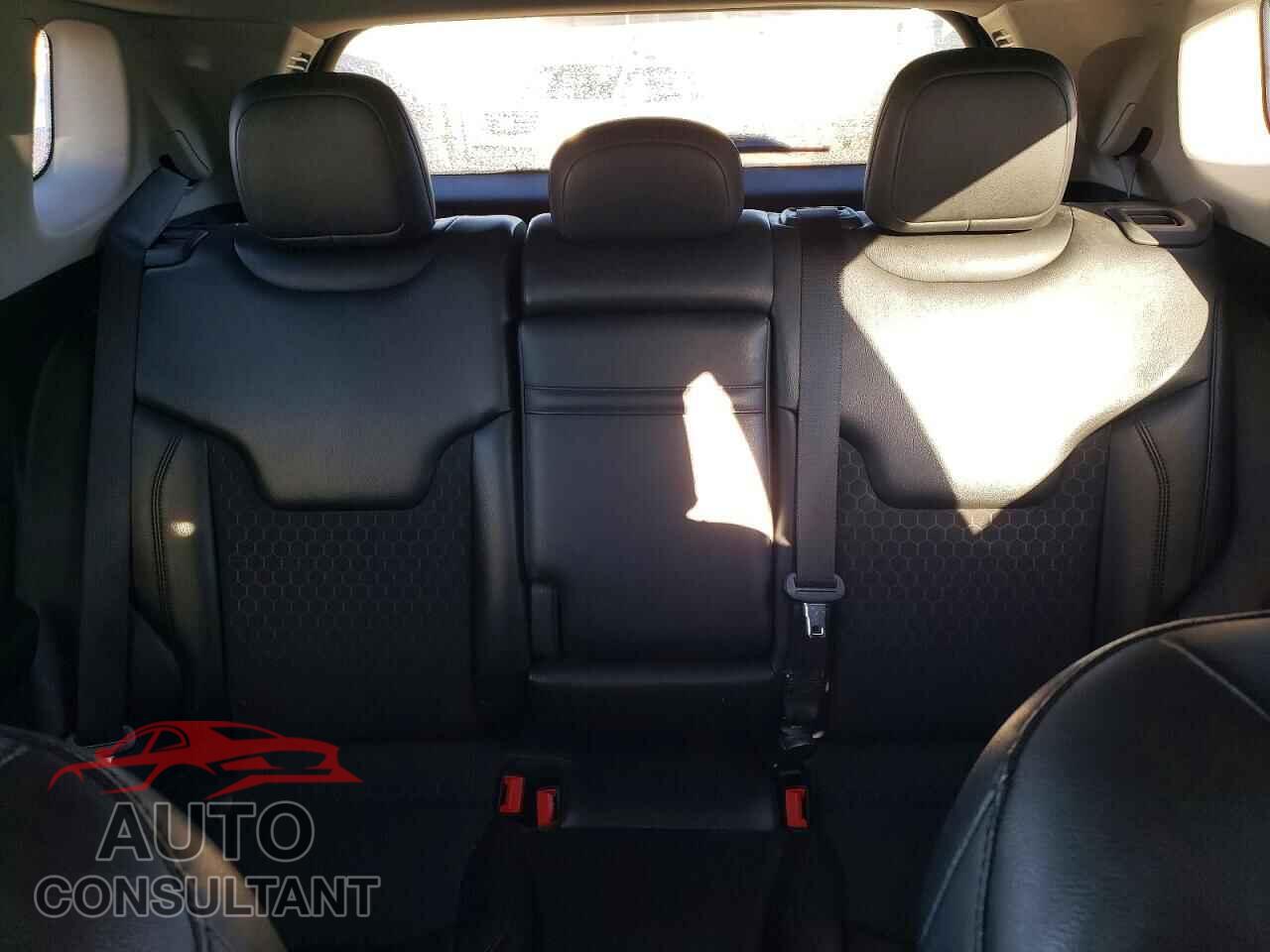 JEEP COMPASS 2018 - 3C4NJDBB7JT395131