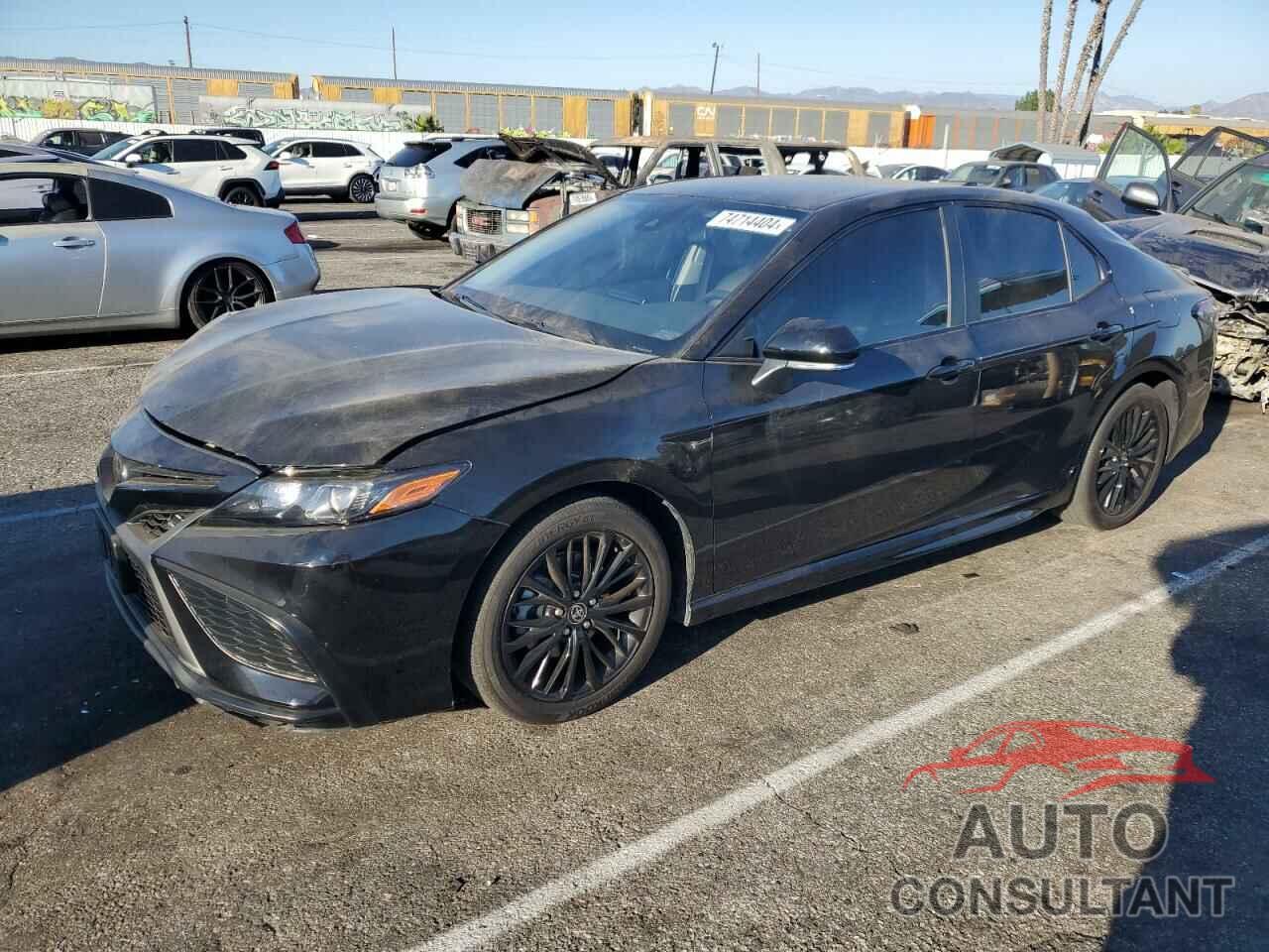 TOYOTA CAMRY 2022 - 4T1G11AK0NU017569