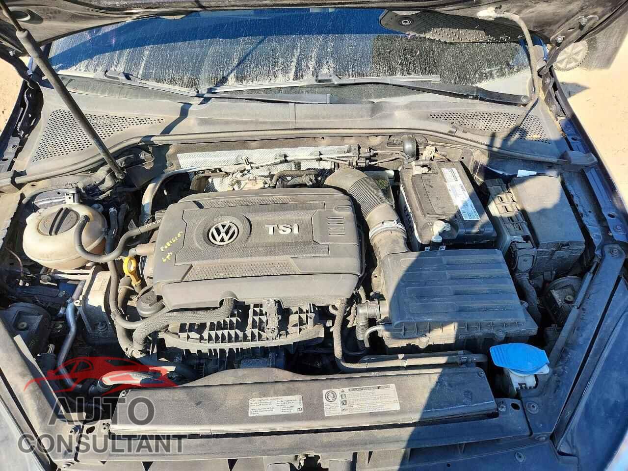VOLKSWAGEN GOLF 2017 - 3VW217AU0HM024367