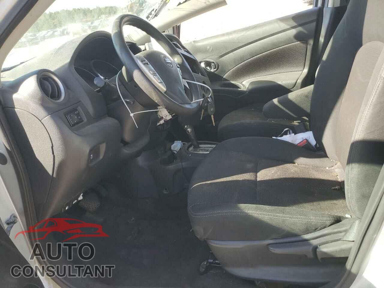 NISSAN VERSA 2019 - 3N1CN7AP3KL839314