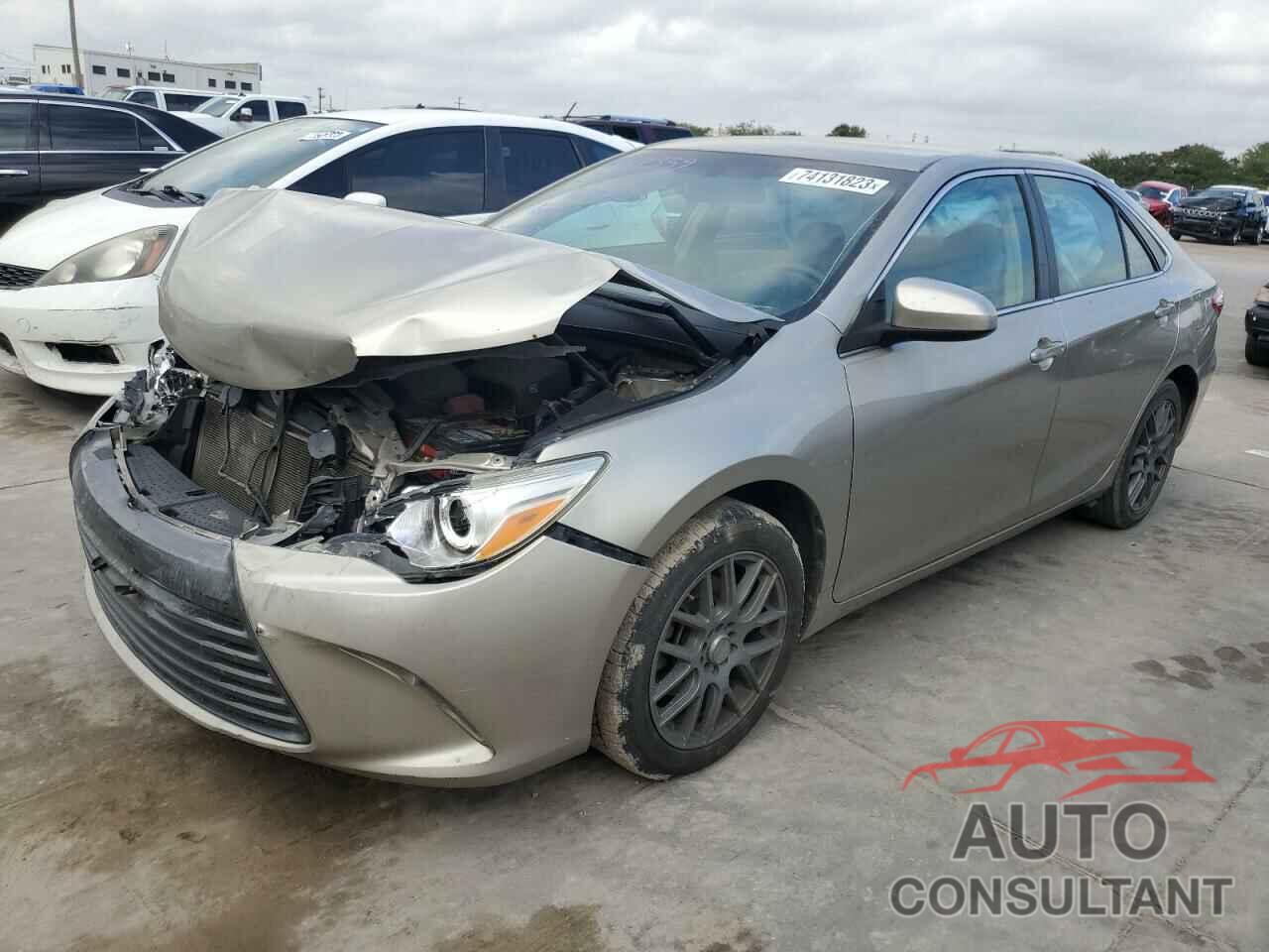 TOYOTA CAMRY 2015 - 4T4BF1FK8FR500738