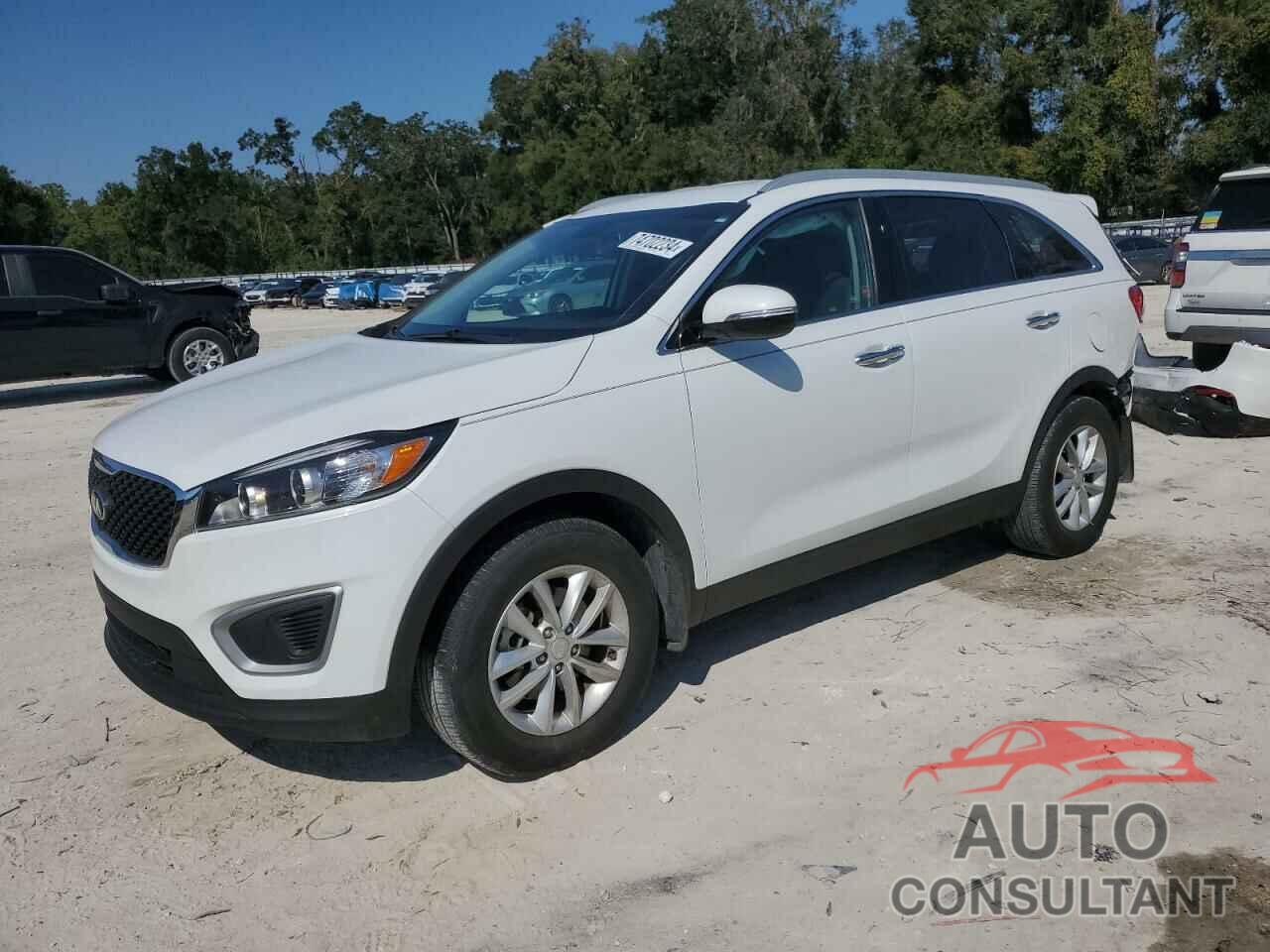 KIA SORENTO 2018 - 5XYPG4A37JG357360