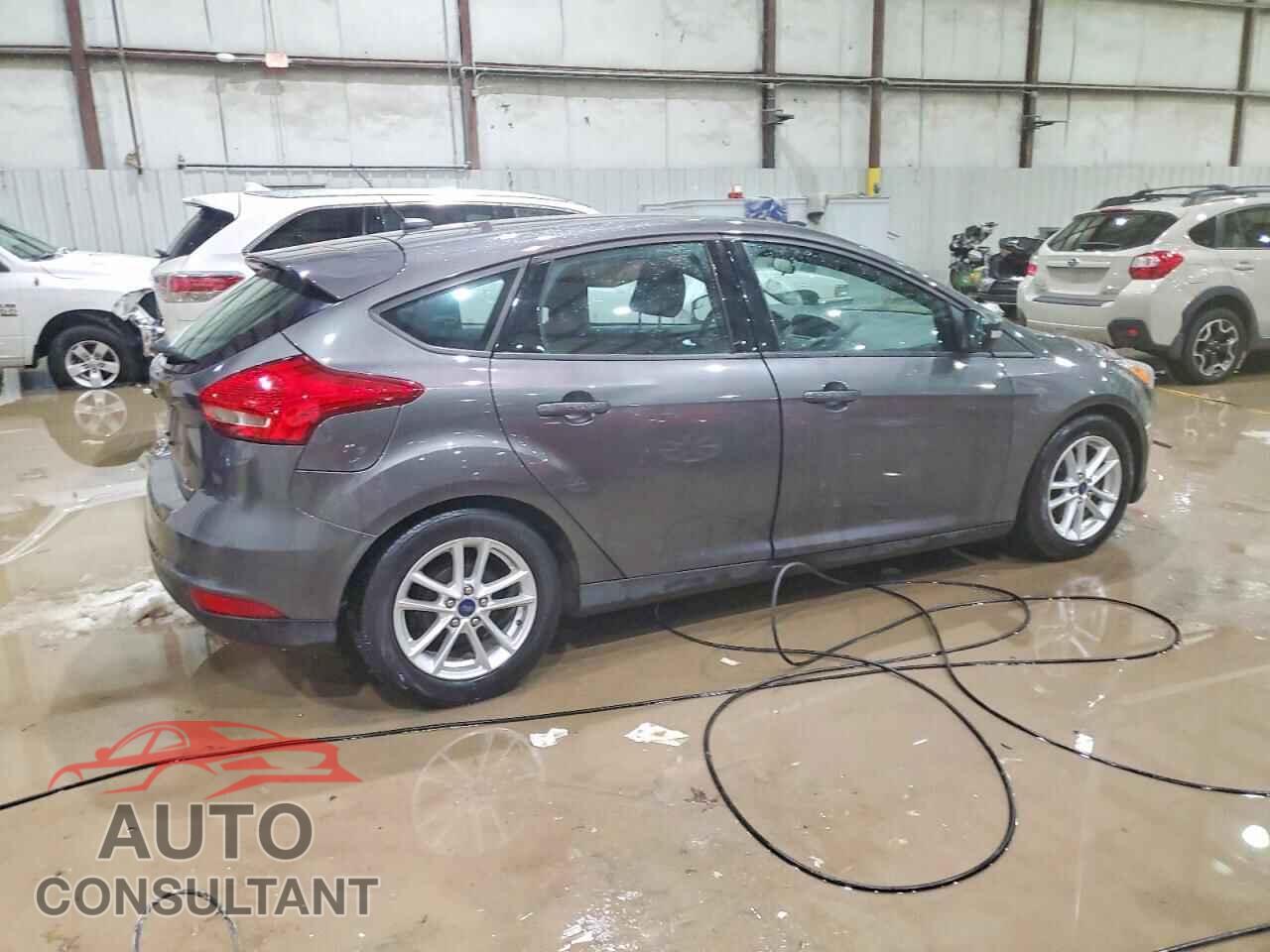 FORD FOCUS 2015 - 1FADP3K2XFL383584