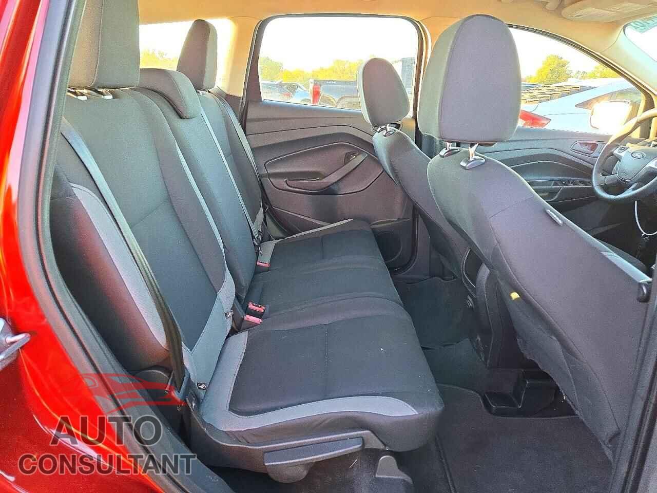 FORD ESCAPE 2015 - 1FMCU0F78FUA76214