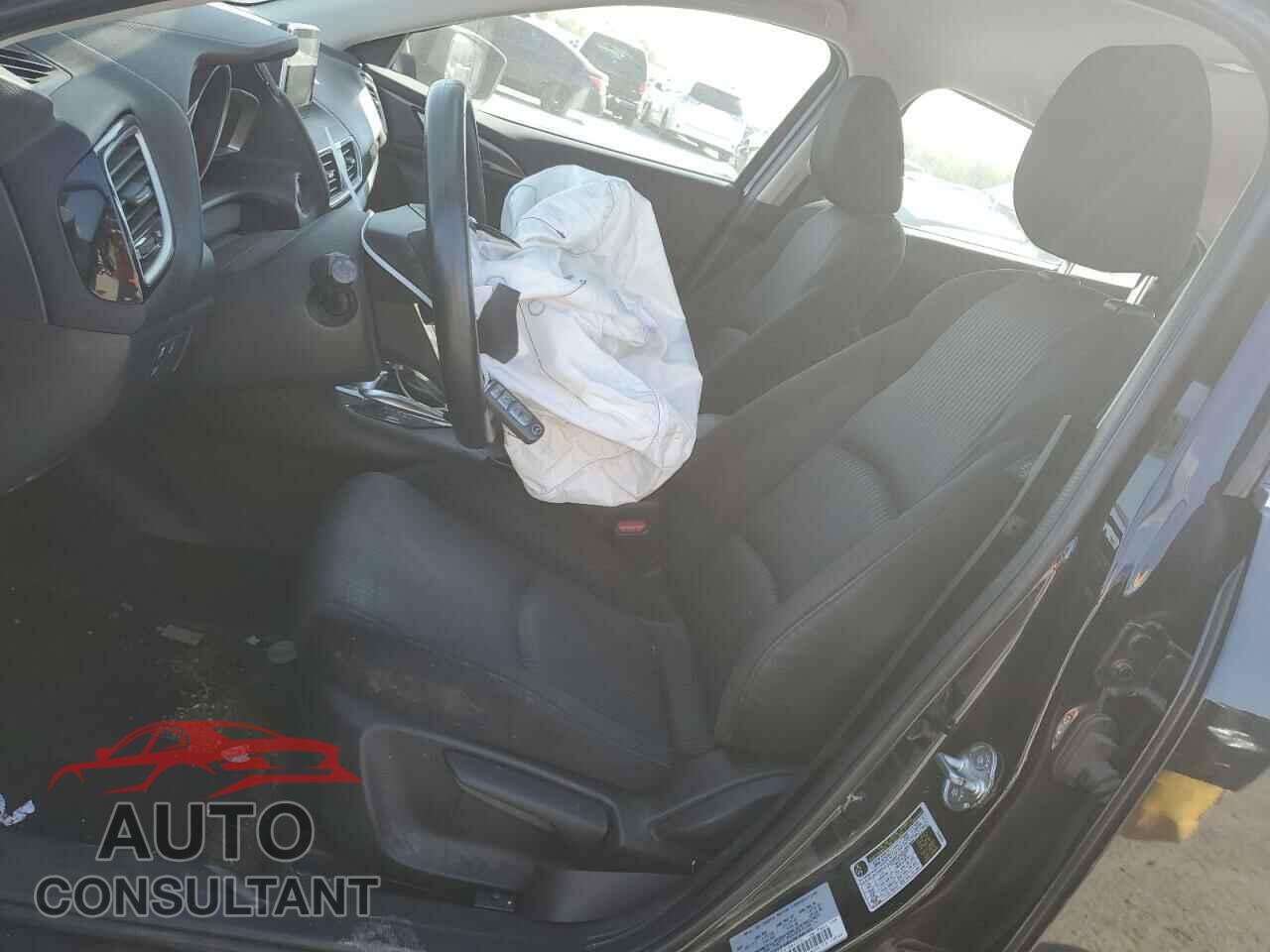 MAZDA 3 2016 - JM1BM1U77G1284130