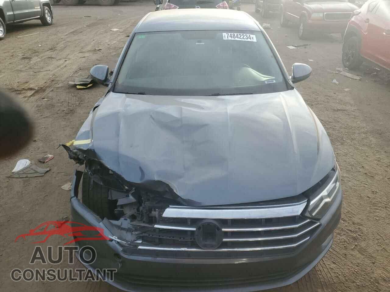 VOLKSWAGEN JETTA 2019 - 3VWN57BUXKM013237