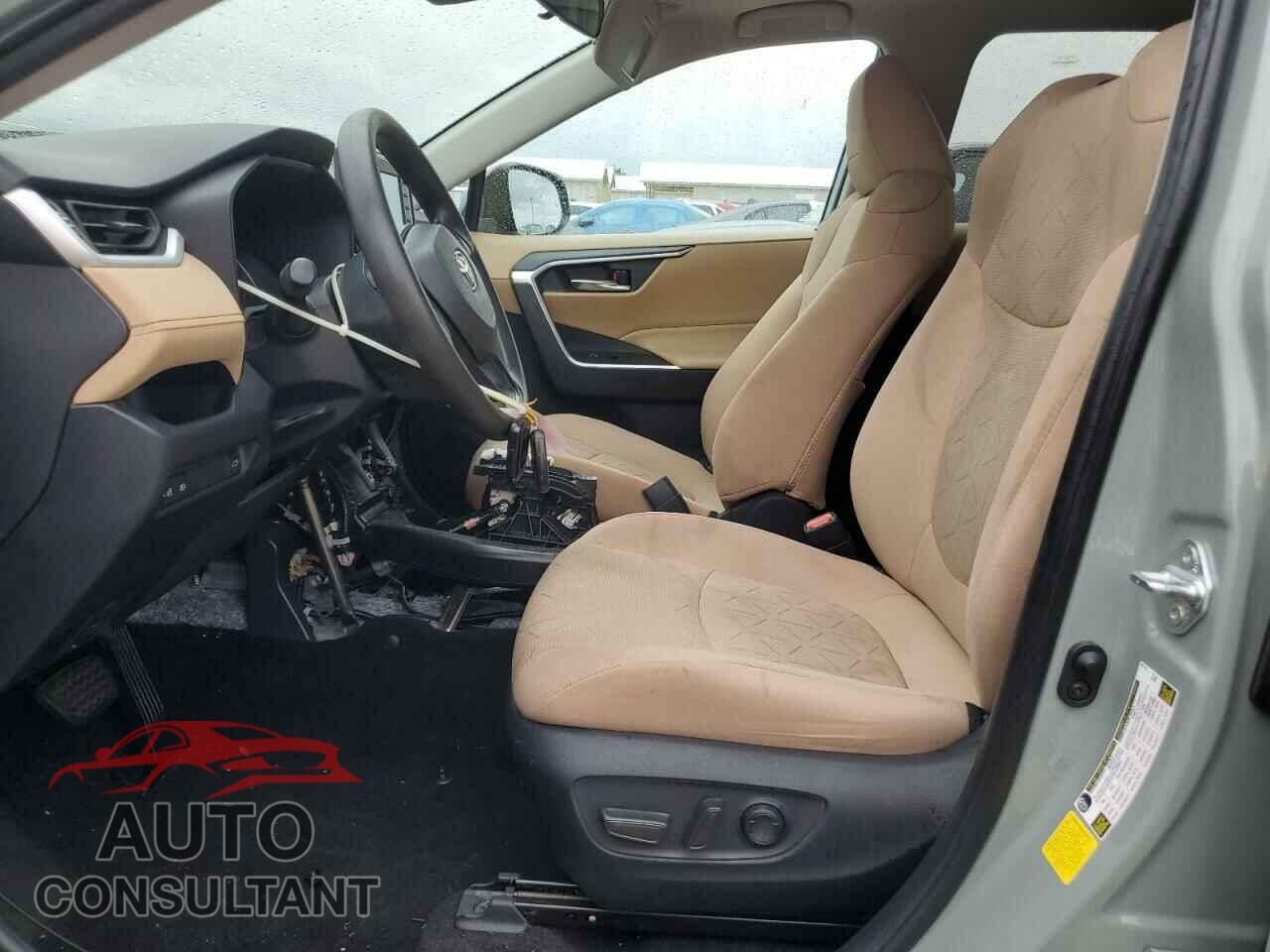 TOYOTA RAV4 2020 - 2T3W1RFV0LC060053