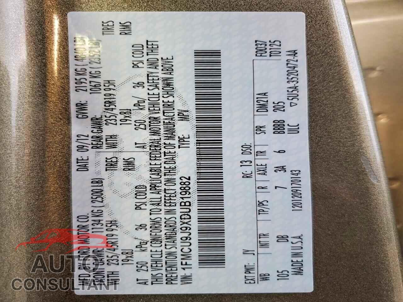 FORD ESCAPE 2013 - 1FMCU9J9XDUB19882