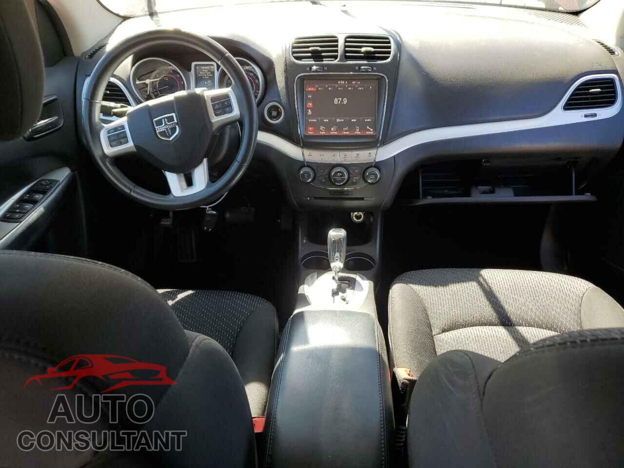 DODGE JOURNEY 2017 - 3C4PDCGB2HT683636