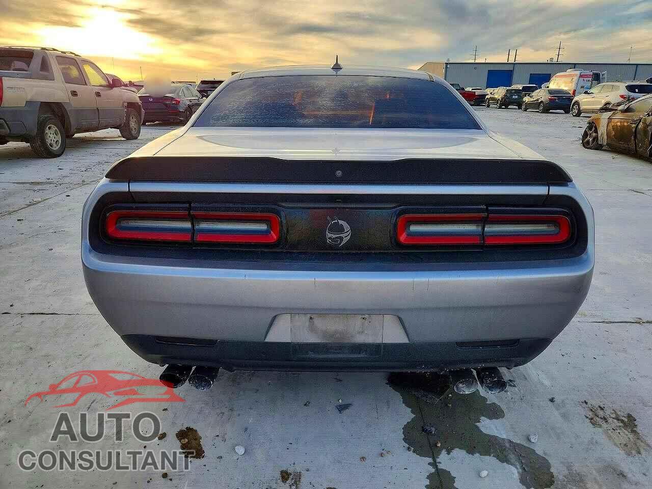 DODGE CHALLENGER 2018 - 2C3CDZFJ9JH224018