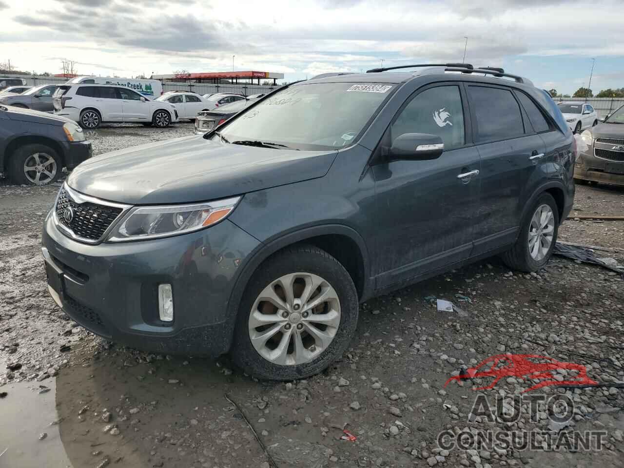 KIA SORENTO 2014 - 5XYKU4A77EG452223